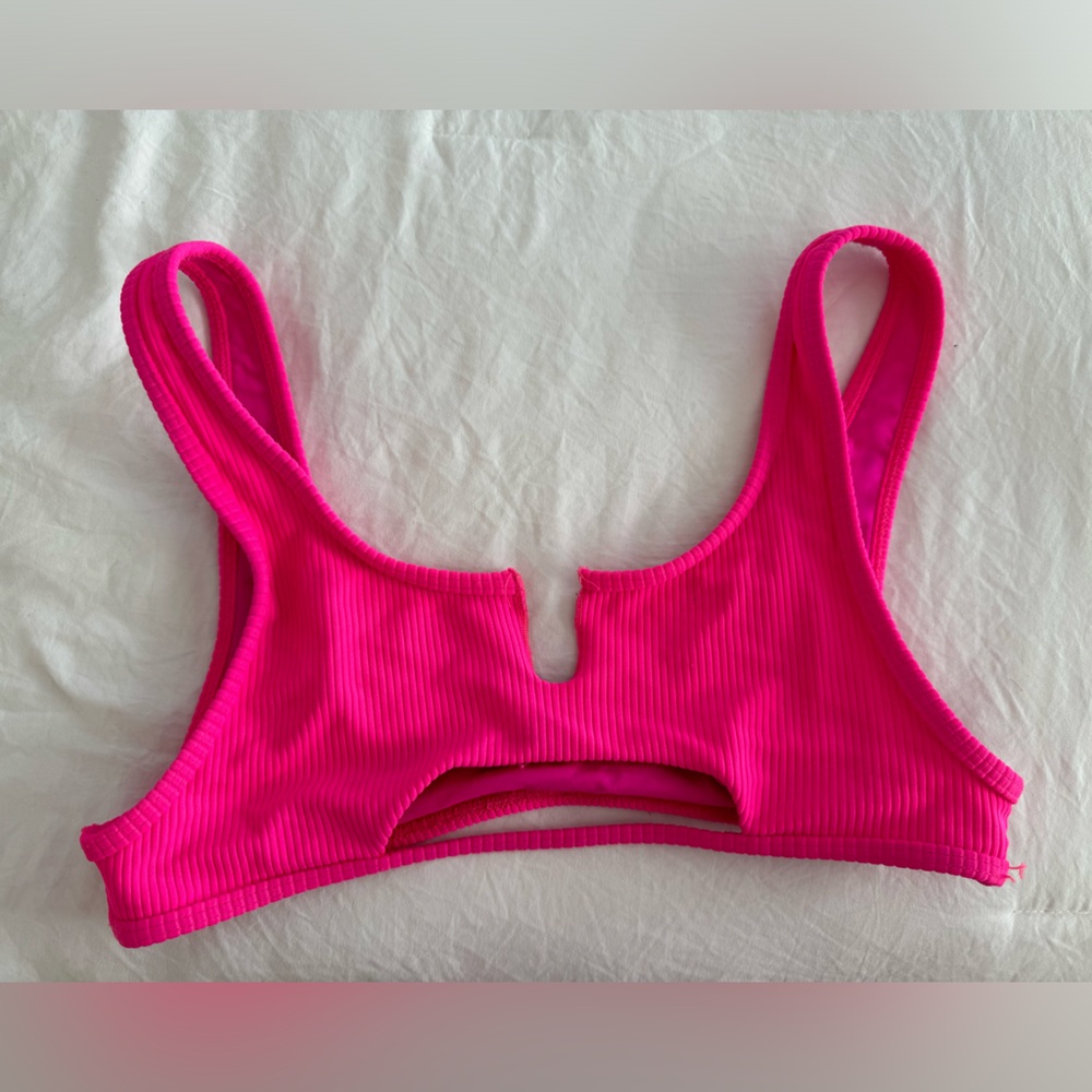 Frankie’s bikini top